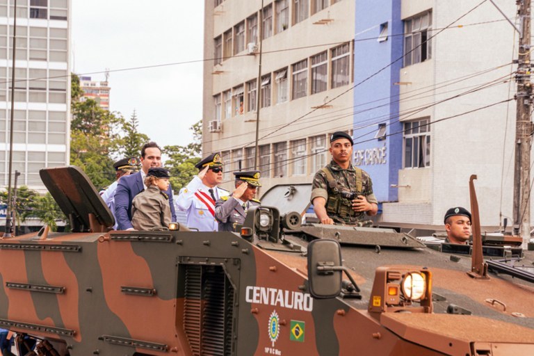 Vice-governador participa de desfile cívico-militar da Independência do Brasil em João Pessoa