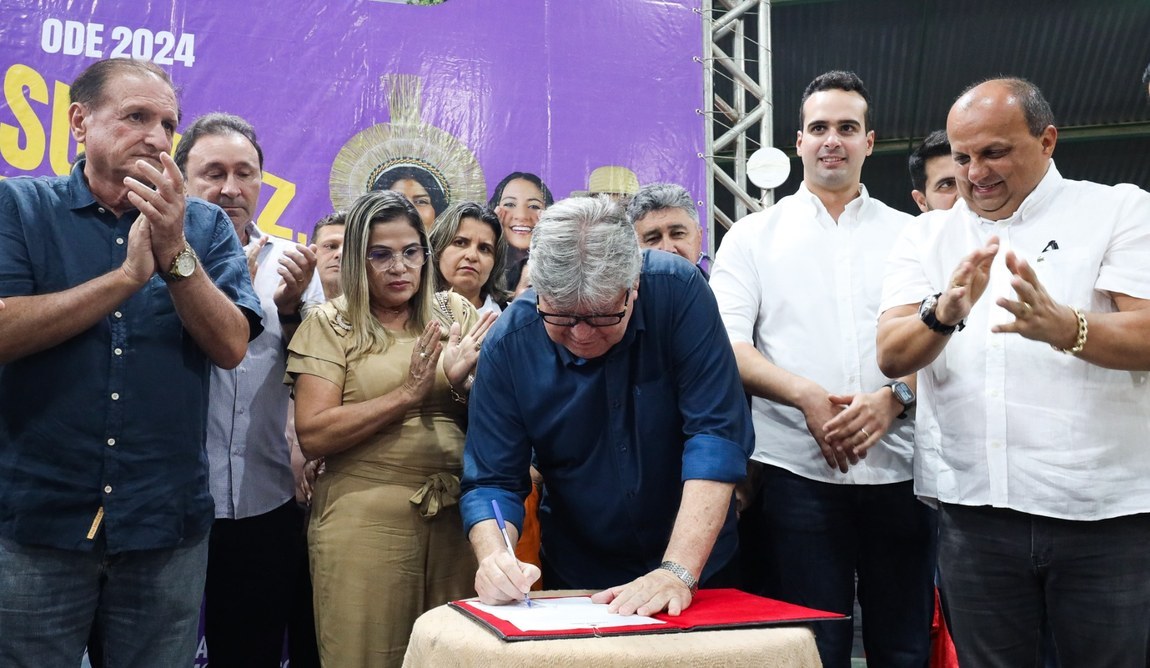 ODE 2024: João Azevêdo entrega e autoriza novas obras e ouve prioridades da população de Princesa Isabel e região