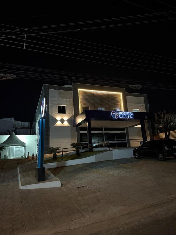 Recentemente o Hospital do Bem passou por uma reforma e ganhou uma nova fachada.jpg