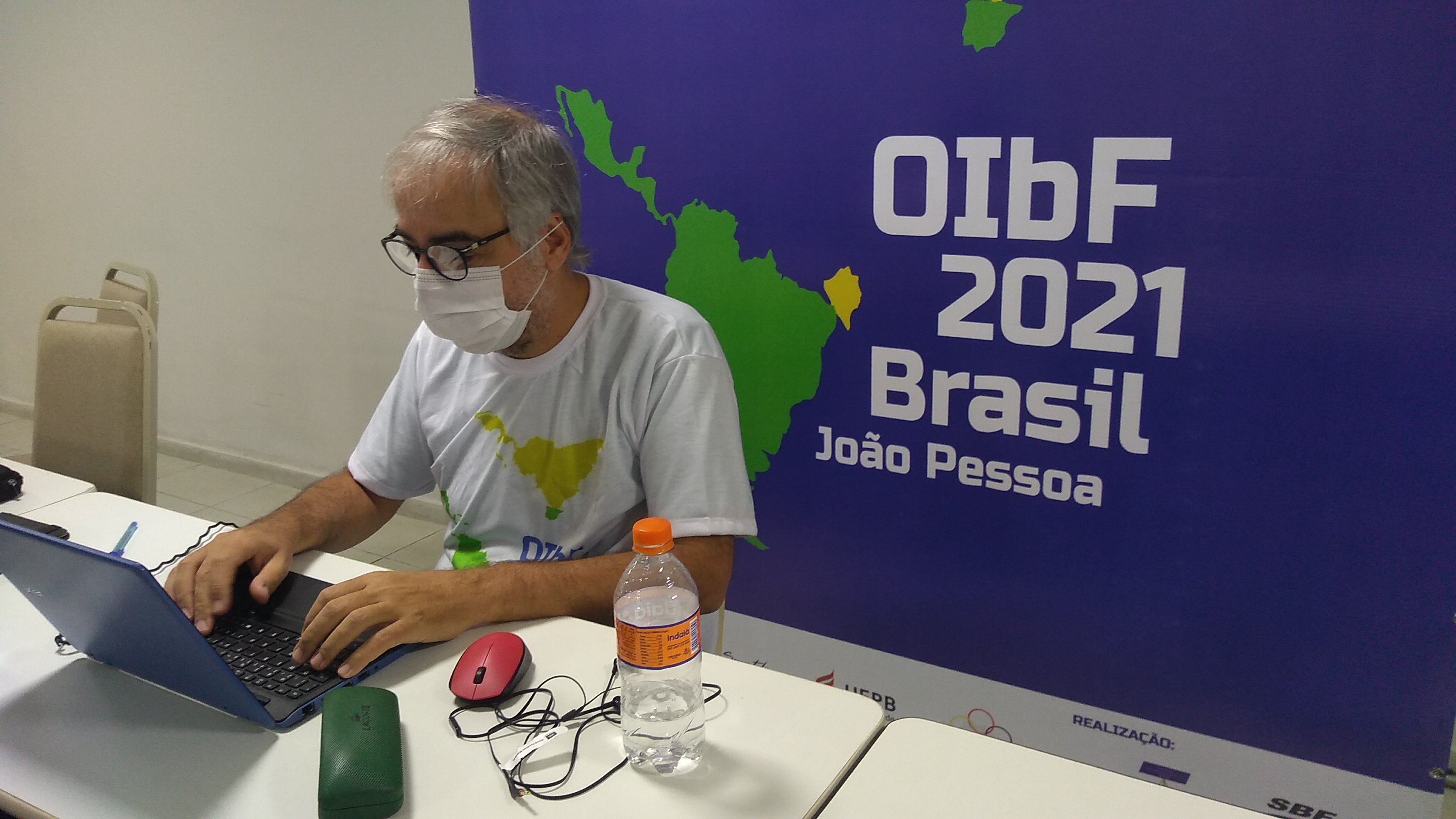 Professor Ricardo Sauerwein ( UFSM ), coordena a Olimpíada Brasileira de Física