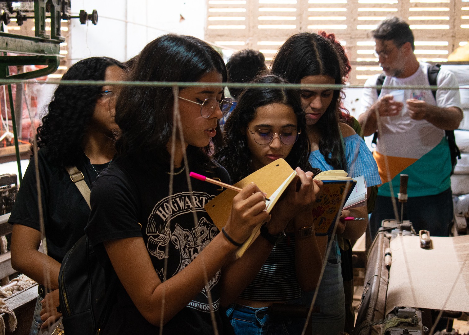 visita dos alunos da escola de arte para  fabrica de redes em gurinhem PB fotos Rizemberg Felipe (106).jpg