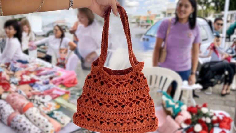 Bolsas em crochê confeccionadas por reeducandos da cadeia de Pombal_destaques em exposições_4.jpg