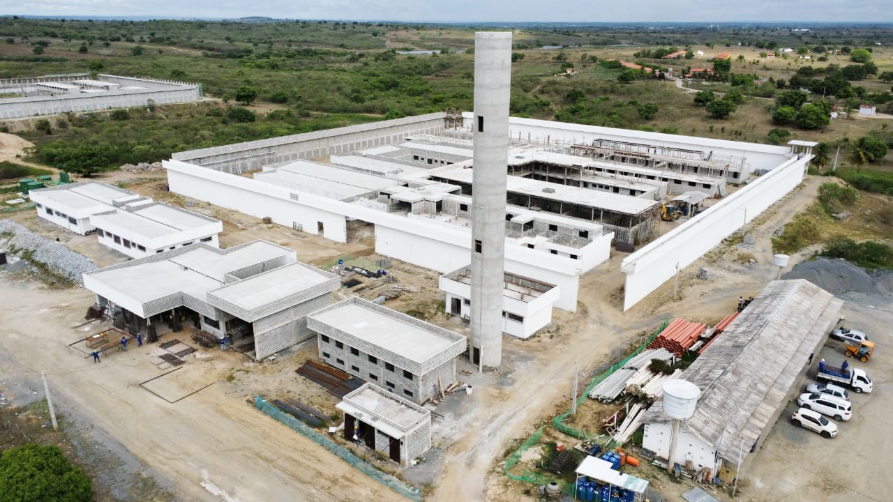 Comitiva do Tribunal de Justiça faz visita de inspeção às obras do Complexo Penitenciário de Gurinhém_2.jpg