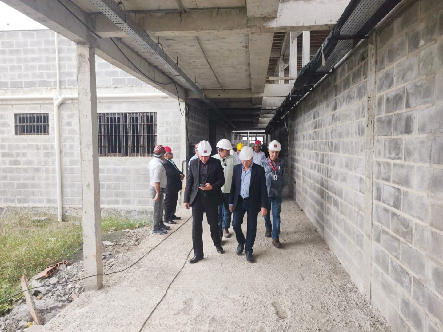 Comitiva do Tribunal de Justiça faz visita de inspeção às obras do Complexo Penitenciário de Gurinhém_4.jpg