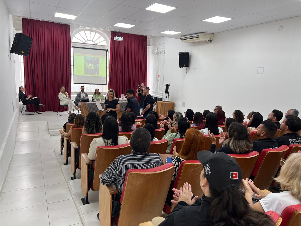 Escritório Social marca presença na etapa Nordeste  da SENAPPEN nas políticas para reeducandas e egressas.jpg