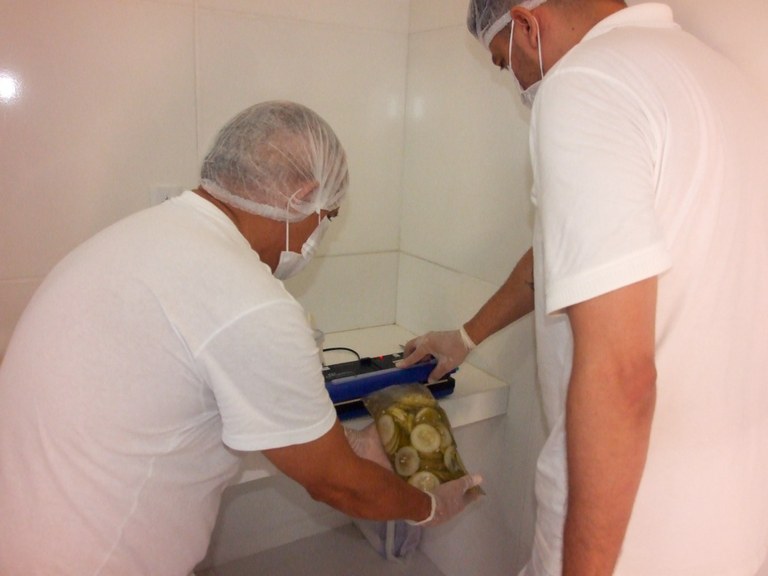 Parceria Seap-PB e Juizado Especial Misto da Comarca de Santa Rita amplia projeto 'Hortas para a Liberdade', na Penitenciária Padrão_5.jpg