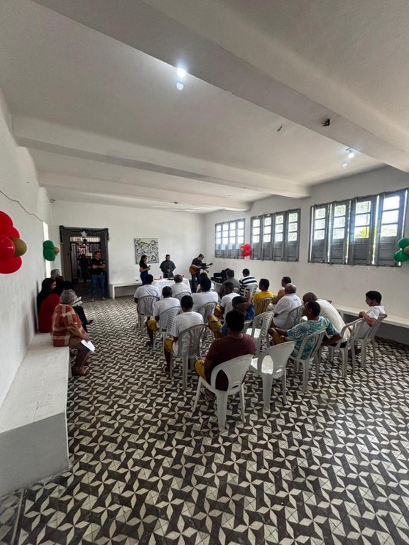 Seap promove confraternização natalina e reforça políticas de humanização na Penitenciária de Psiquiatria Forense_8.jpg
