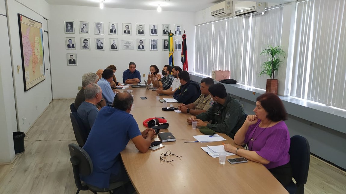 Secretário da SEDAP participa de reunião para discutir normas e protocolos para a realização de Vaquejadas na Paraíba