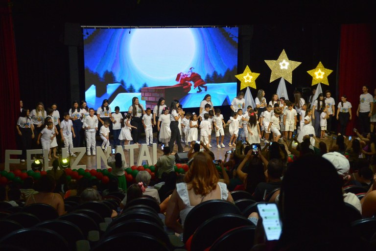 09-12-24 Natal da Inclusão CAA CG-Foto-manodecarvalho (40).JPG