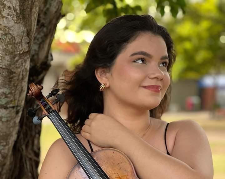 Kattily Joyce - Violinista.jpeg