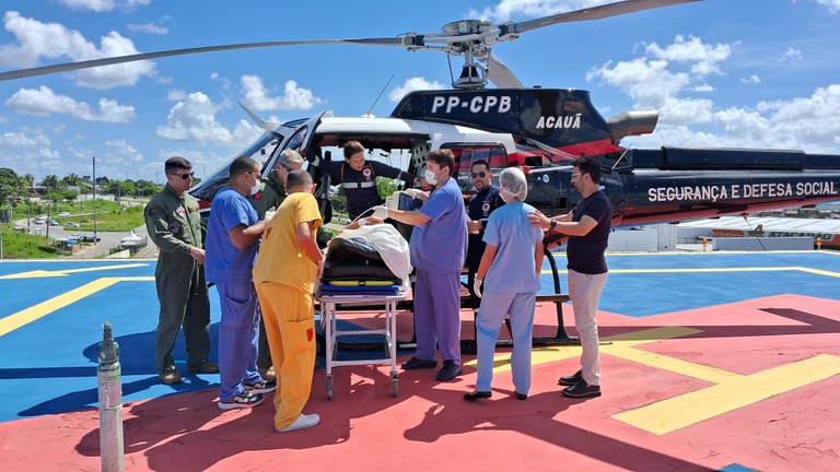 Coração Paraibano_Idosa sofre infarto em Bananeiras e é transferida pelo transporte aéreo para o Hospital Metropolitano   .jpg