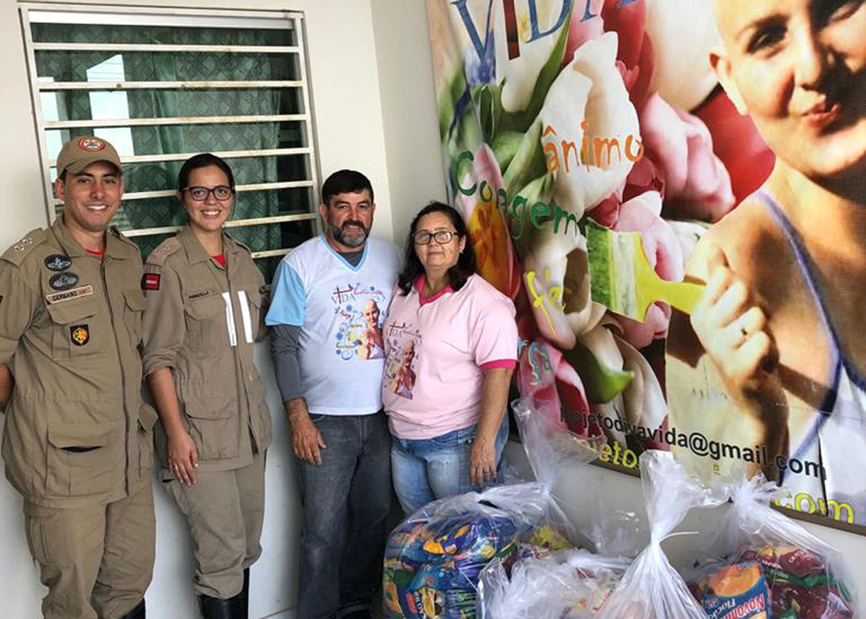 13_09_19 Bombeiros Militares realizam doação de alimentos em Campina Grande (4).jpeg