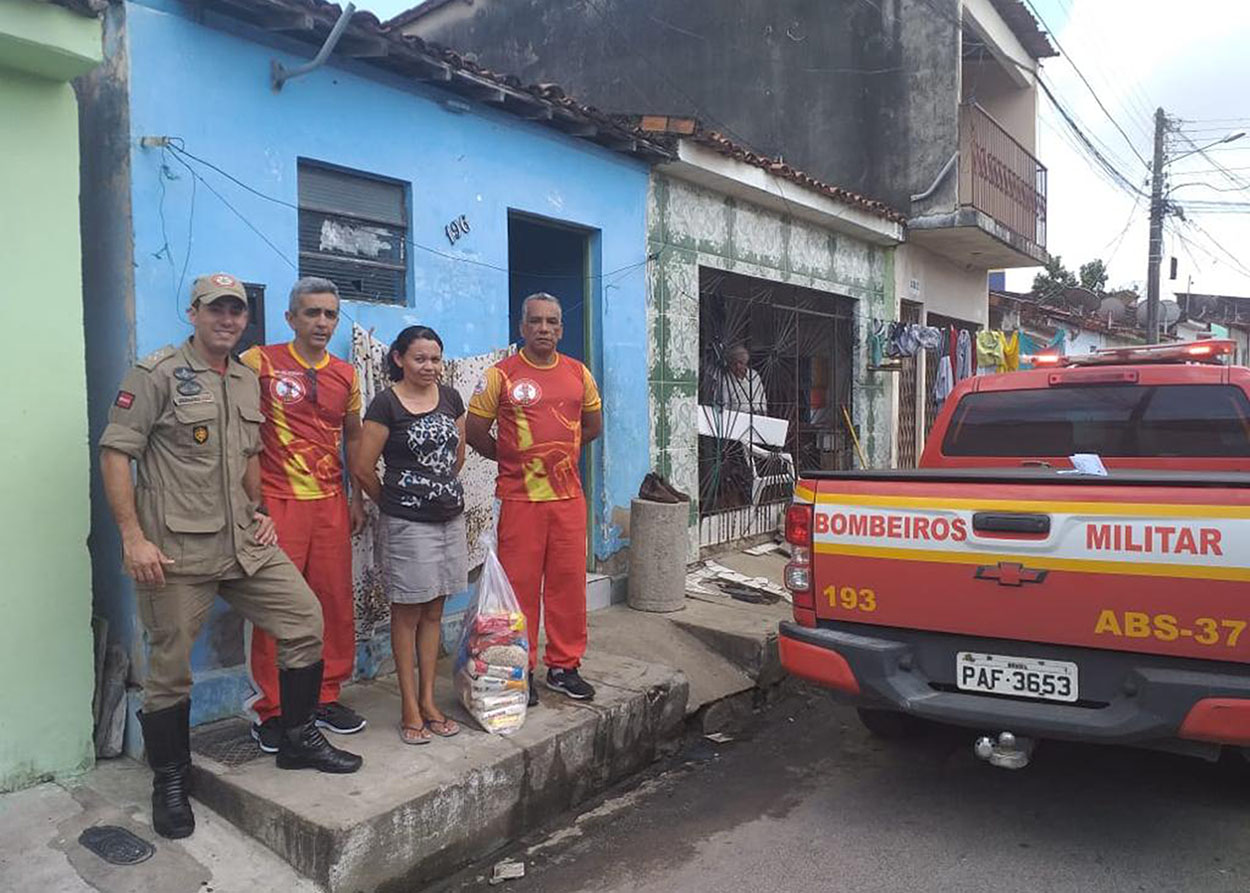 13_09_19 Bombeiros Militares realizam doação de alimentos em Campina Grande (7).jpeg