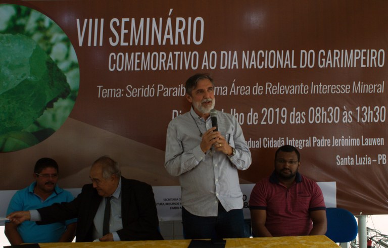 governo discute acoes na area de mineracao  dia do garimpeiro foto Clovis Porciuncula (2).jpg