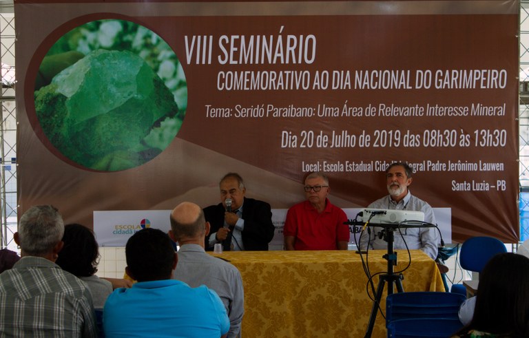 governo discute acoes na area de mineracao  dia do garimpeiro foto Clovis Porciuncula (7).jpg