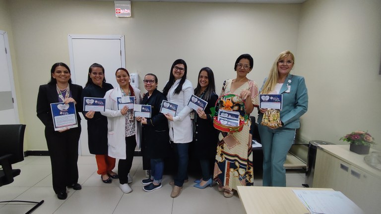 Pacientes internados no Hospital Metropolitano são ‘adotados’ por colaboradores e recebem cartinhas e presentes no Dia dos Pais.jpg