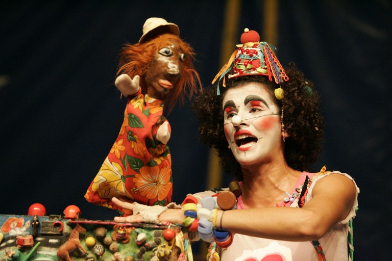 dia-do-teatro-e-circo-PALAHÇA-DECRIPOLOU-TOTEPOU-ODILIA-NUNES.jpg