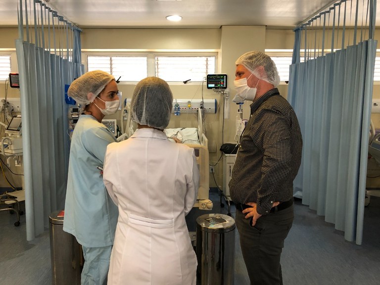 Equipe do Hospital Moinhos do Vento realiza visita técnica no Metropolitano para acompanhamento do projeto Saúde em Nossas Mãos 4.jpeg