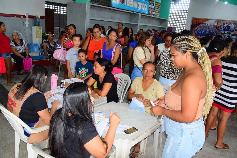 01-08-24 Recadastramento do cartão Alimentação  em Santa Rita  Foto-Alberto Machado (6).JPG