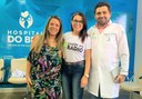 Liliane Sena, diretora do Complexo,  e Dr. Wostenildo com a radialista Wâniaque transmitiu o evento ao vivo.jpg