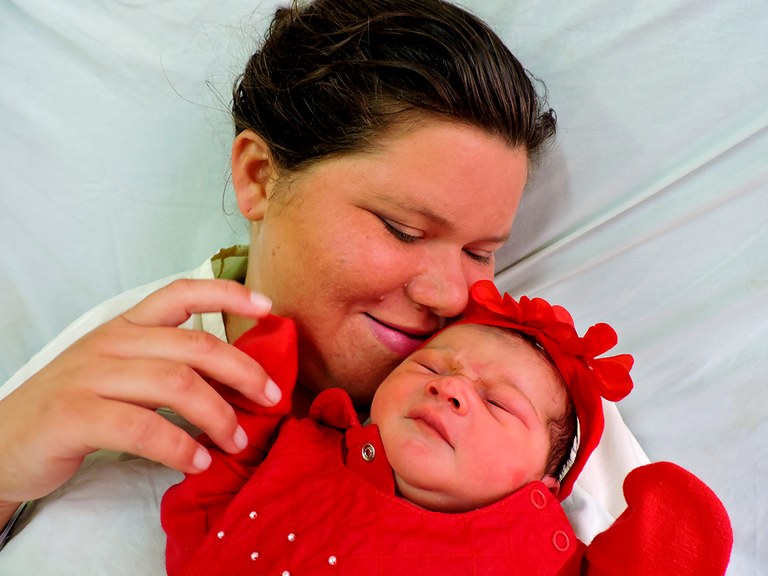 ses hosp de mamanguape concede alta ao primeiro bebe nascido em 2019 (3).jpg