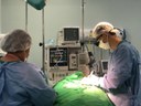 Hospital Metropolitano realiza implantação de eletrodo de estimulação para tratamento de epilepsia de difícil controle 1.JPG