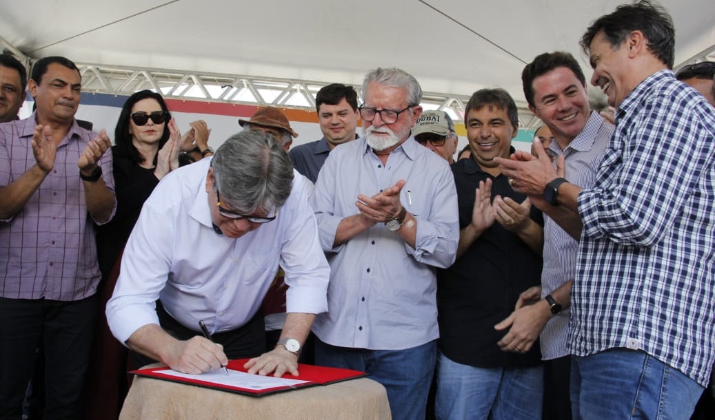 13.09.19 joaoazevedo_assinatura_ordem_servico_estrada_juarezeirinho__fotos francisco franca (20).jpg