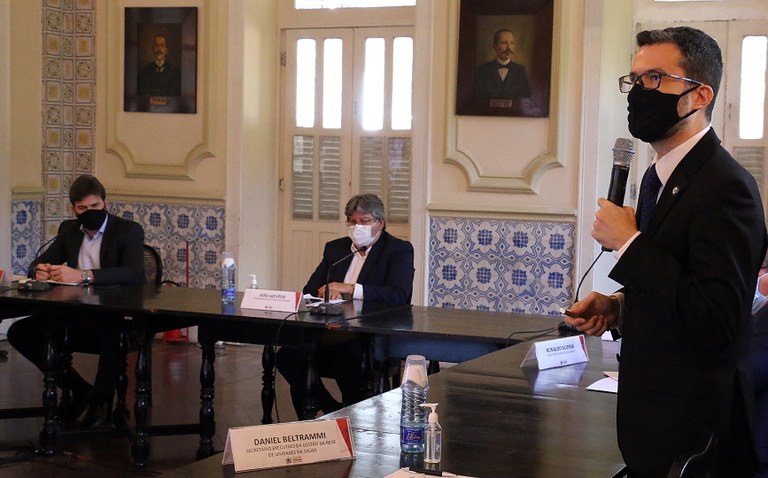 Governador recebe Bruno Cunha Lima Foto Francisco França Secom PB_0019.JPG