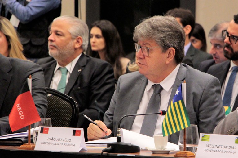 joao azevedo participa do forum de governadores (6).jpg