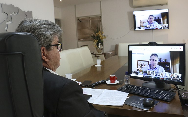 governador em video conferencia com governadores do nordeste_foto francisco franca (2).jpg