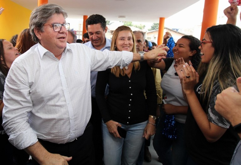 inauguração escola alvaro gaudêncio-foto francisco frança.jpg