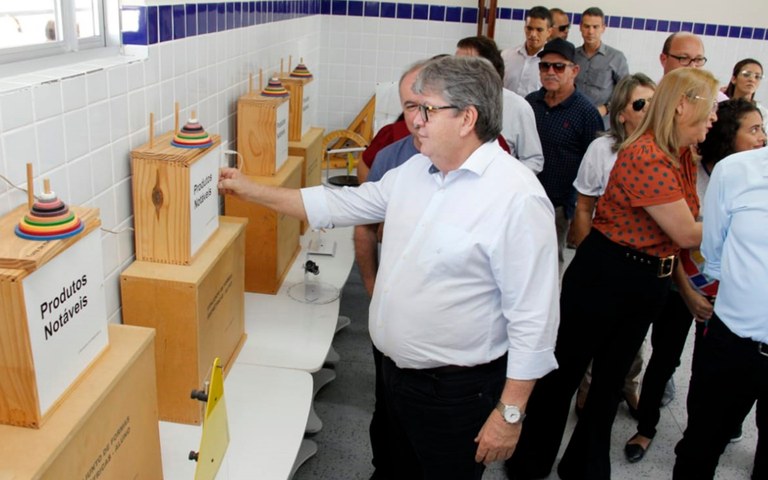 joao entrega desalinizador e escola em santo andre foto francisco franca 25.jpg