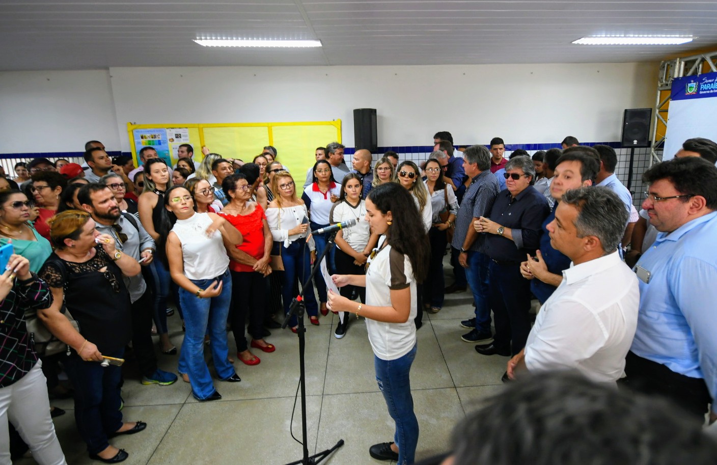 12_03_20 entrega_escola-sao_francisco_fotos jose marques (8).JPG