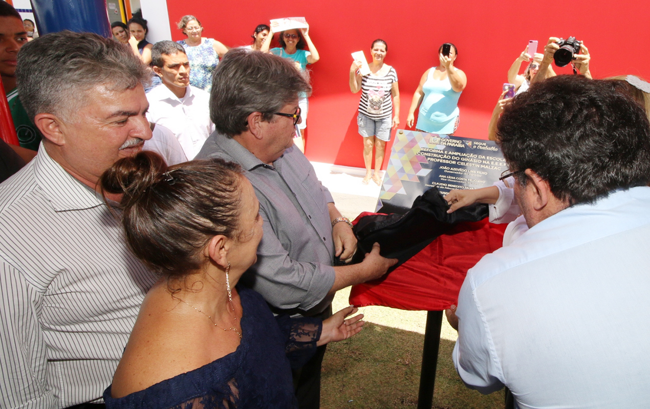 joao azevedo inaugura a escola celestin malzaque_foto francisco franca (5).jpg