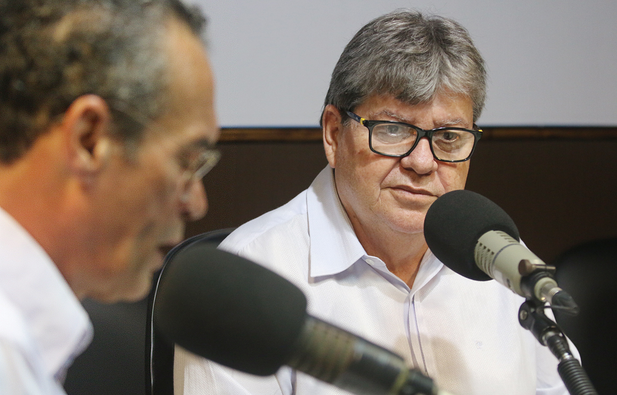 joao azevedo no programa façla governador_foto francisco franca (4).JPG