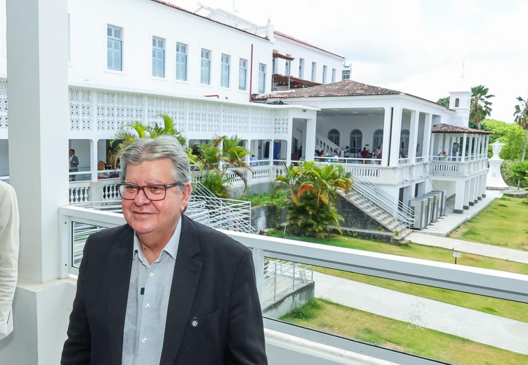 WhatsApp Image 2025-12-18 at 14.07.13-2.jpeg