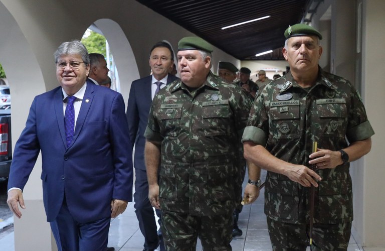 Comando Militar do Nordeste tem novo Comandante - CMNE - Comando