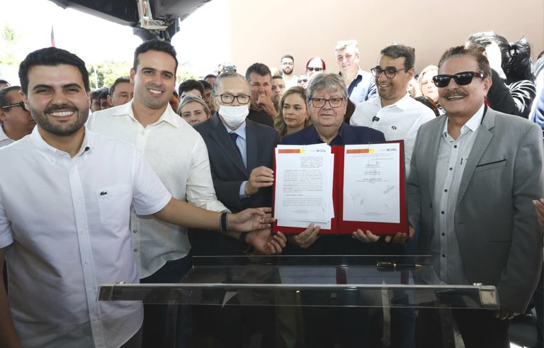 WhatsApp Image 2025-10-06 at 14.17.39.jpeg