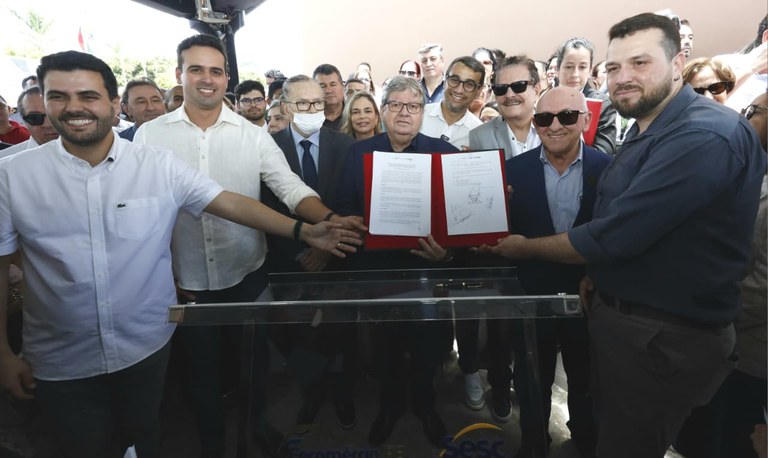 WhatsApp Image 2025-10-06 at 14.17.40.jpeg