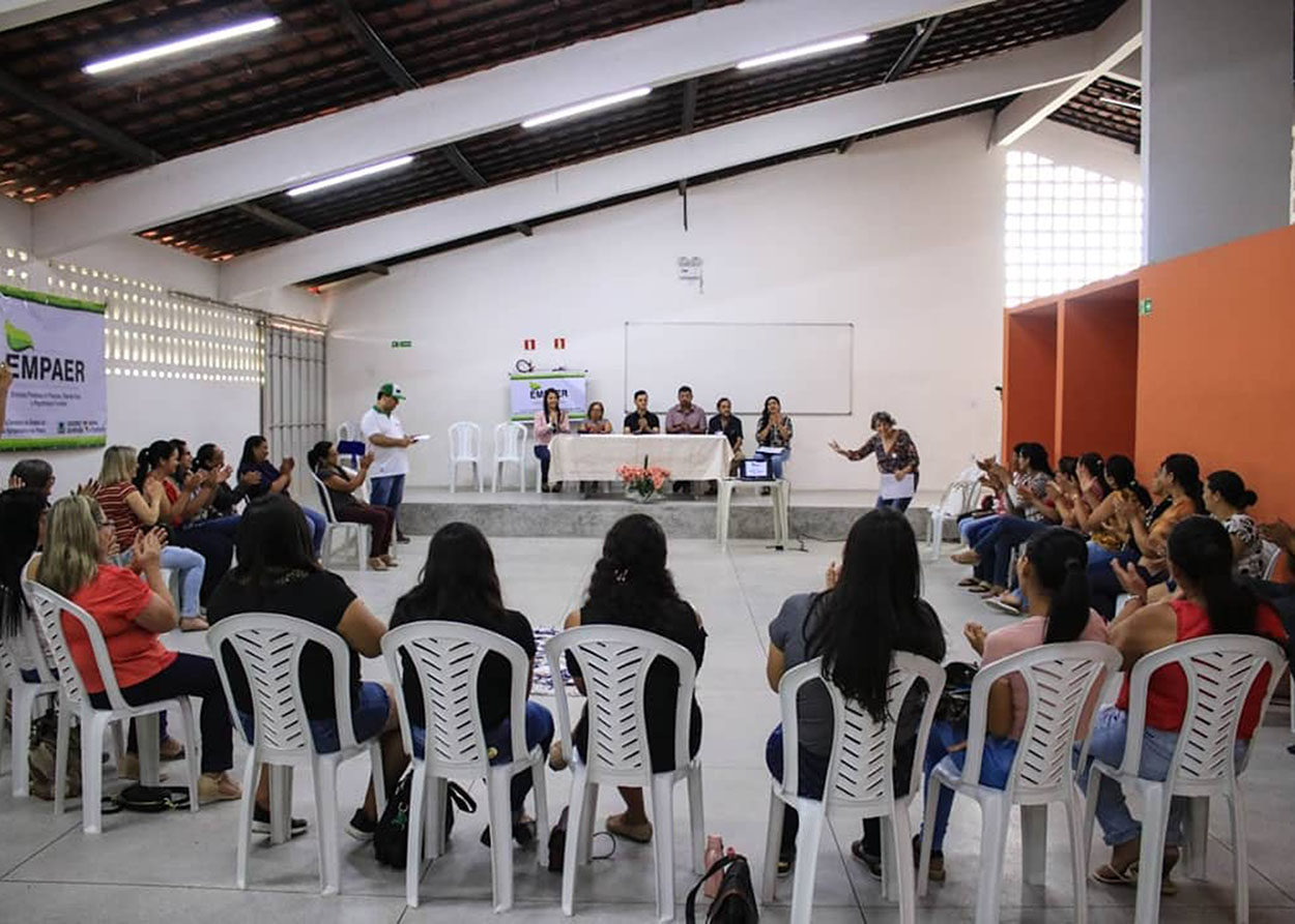 10_10_19 Merendeiras e cozinheiras de Esperança participam de cursos de boas práticas da Empaer (3).jpg