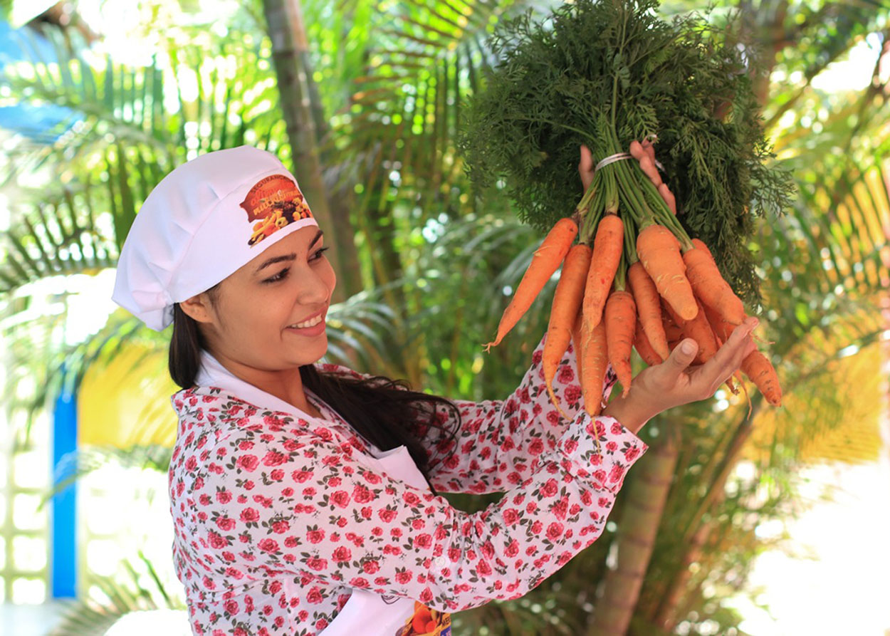 10_10_19 Merendeiras e cozinheiras de Esperança participam de cursos de boas práticas da Empaer (7).jpg