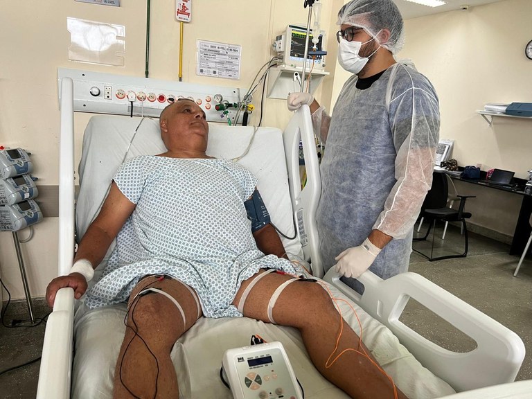 Novos equipamentos de fisioterapia auxiliam na recuperação de pacientes na Hemodinâmica de Campina Grande  (2).jpg