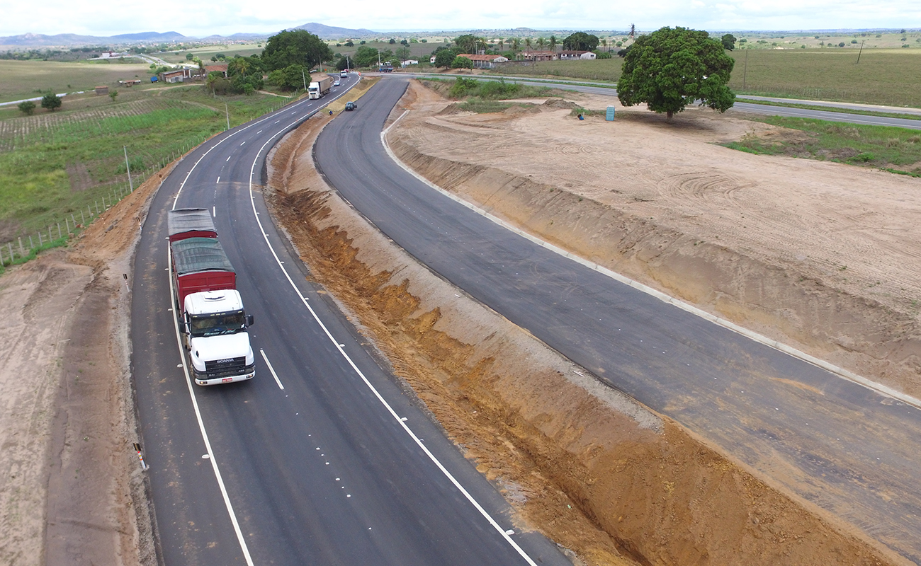 obra do canal acaua aracagi na BR 230 (2).JPG