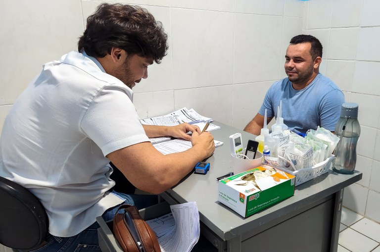 Médico Eduardo e paciente Marcelo.jpg