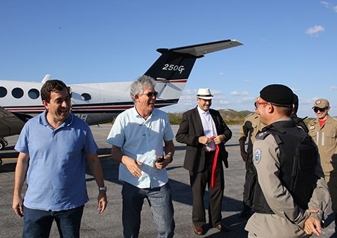 Ricardo entrega Aeródromo de Catolé do Rocha e finaliza regularização do sítio aeronáutico