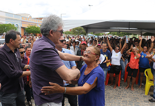 ricardo-inaugura-estrada-de-camalau-a-sao-joao-do-tigre_foto-francisco-franca-3.jpg