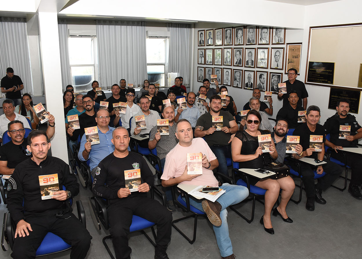 09_08_19 Lançamento da plaquete dos 90 anos da SEAP (1).JPG