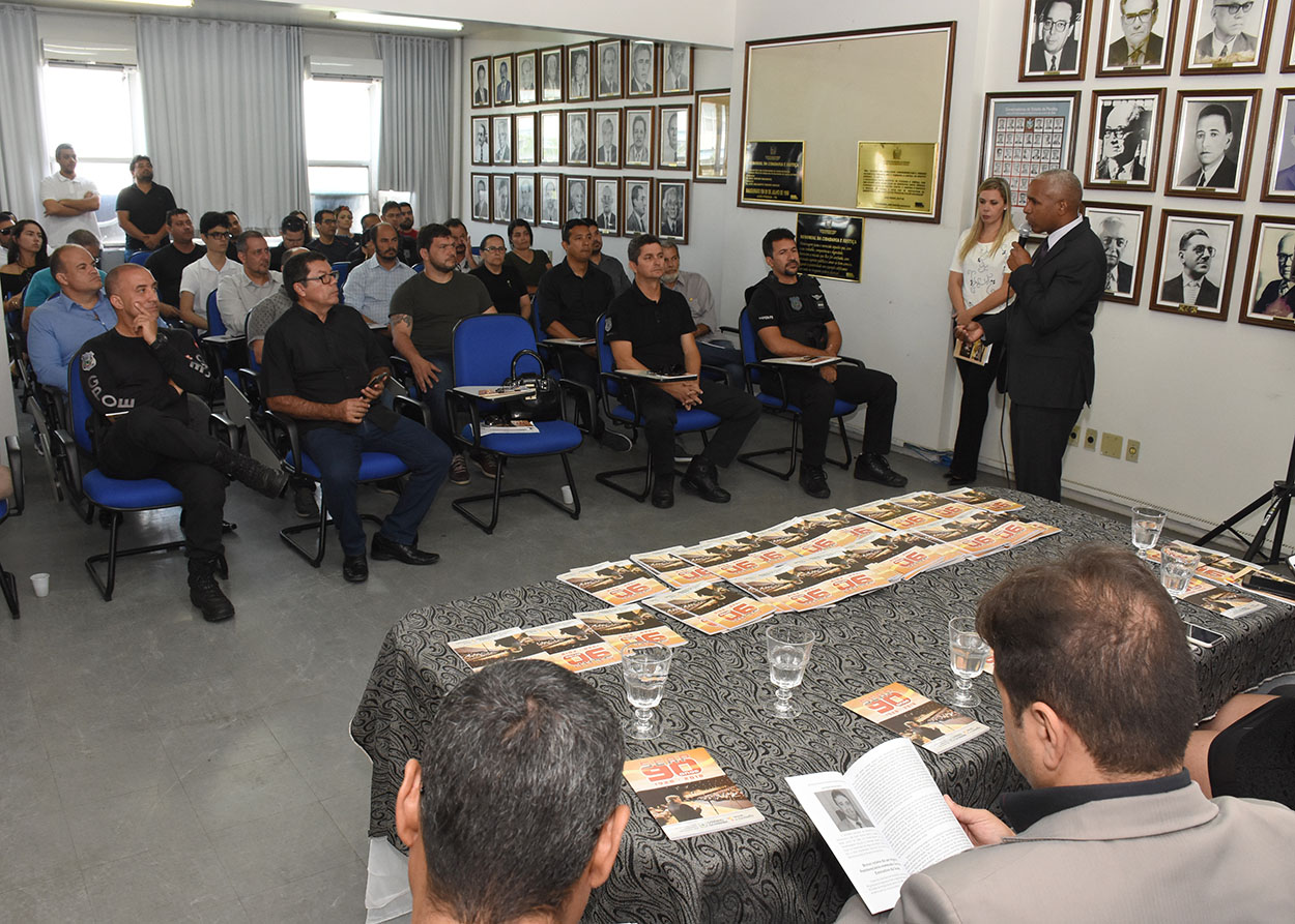 09_08_19 Lançamento da plaquete dos 90 anos da SEAP (7).JPG