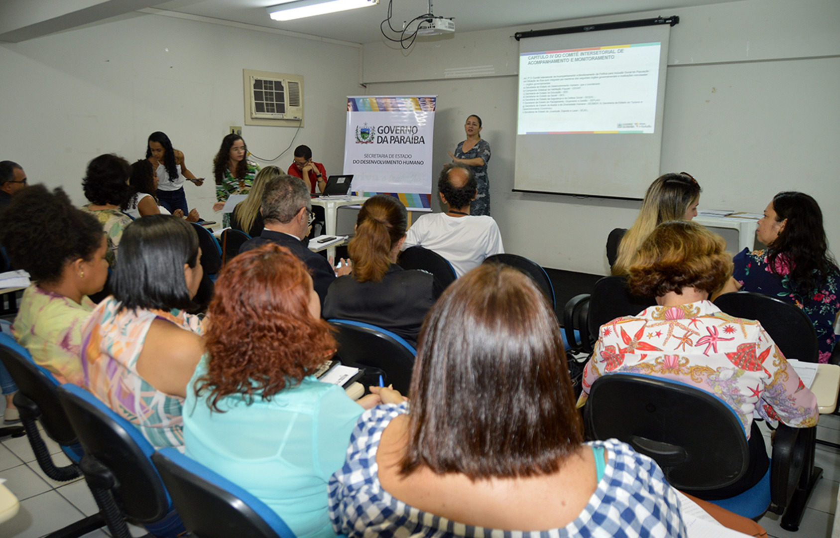 sedh comite que discute inclusao da populacao de rua foto luciana bessa (3).JPG