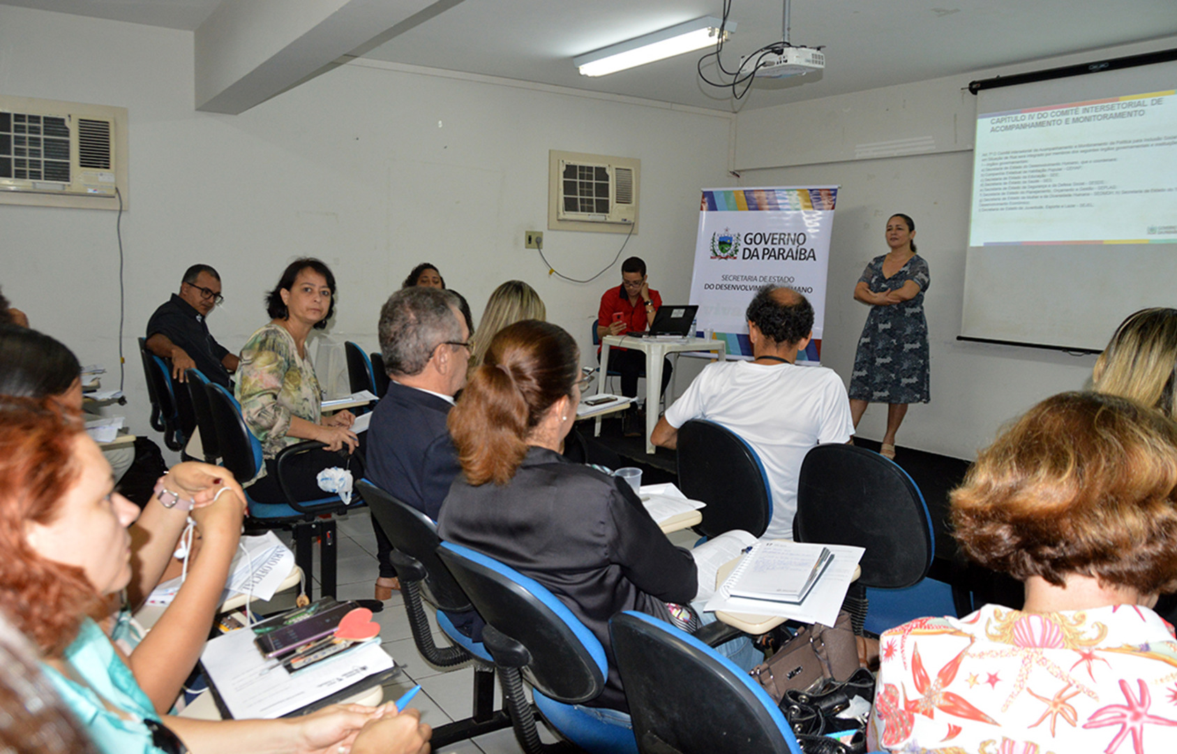 sedh comite que discute inclusao da populacao de rua foto luciana bessa (4).JPG